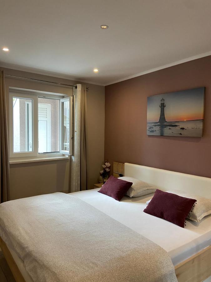 Apartman Petra Gustirna Екстер'єр фото